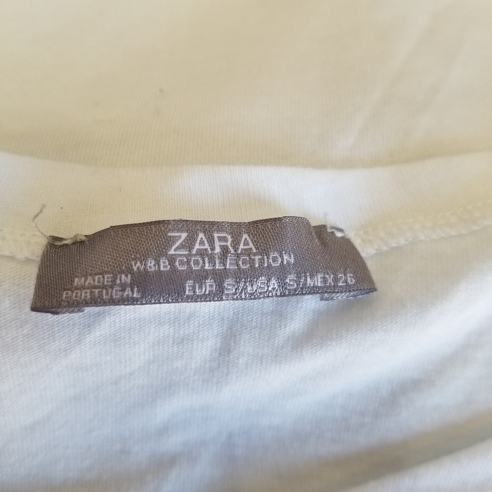 Zara W&B collection Small Tshirt Floral - Picture 3 of 5